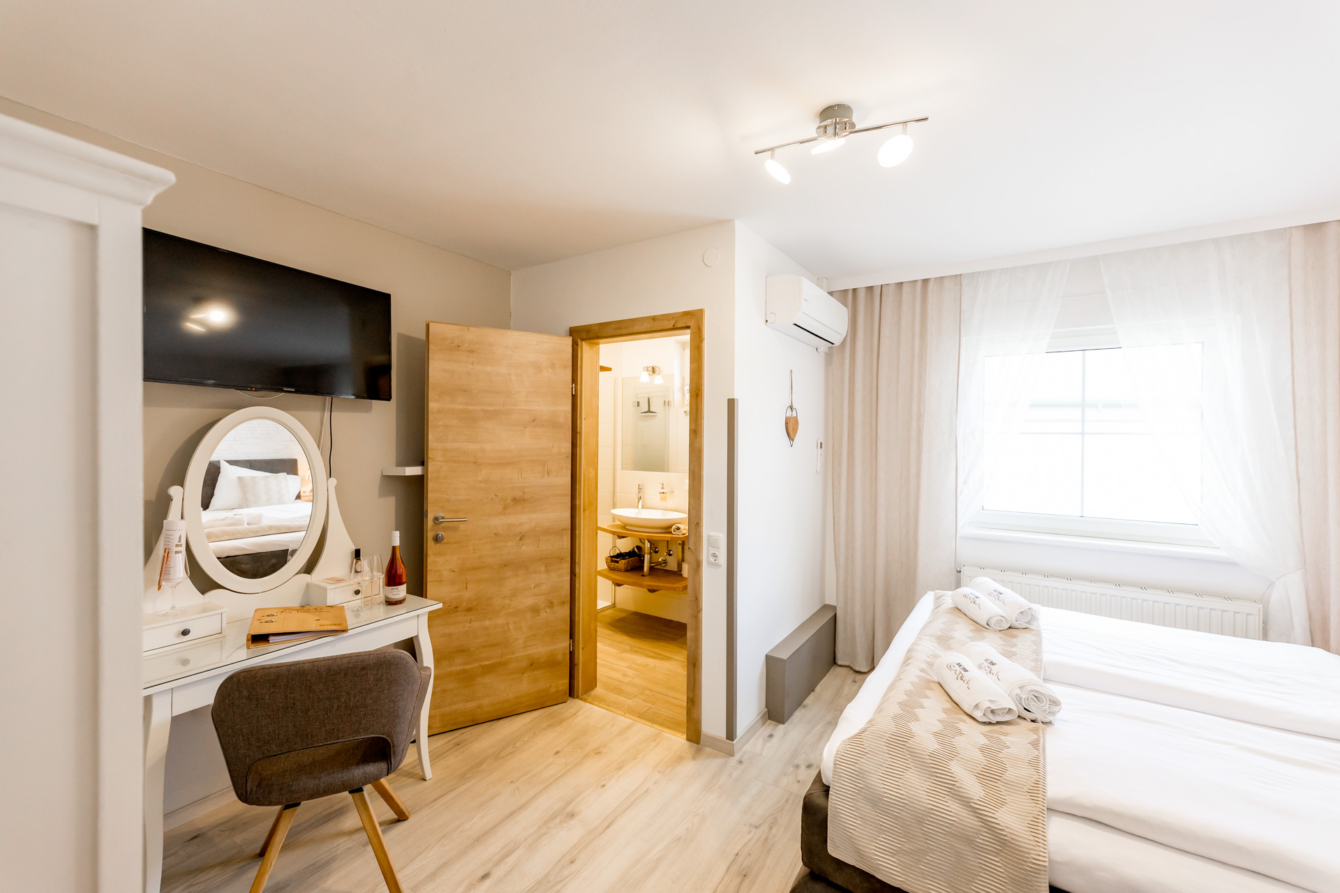Bad Bordeaux Zimmer am Winzerhof Lentsch