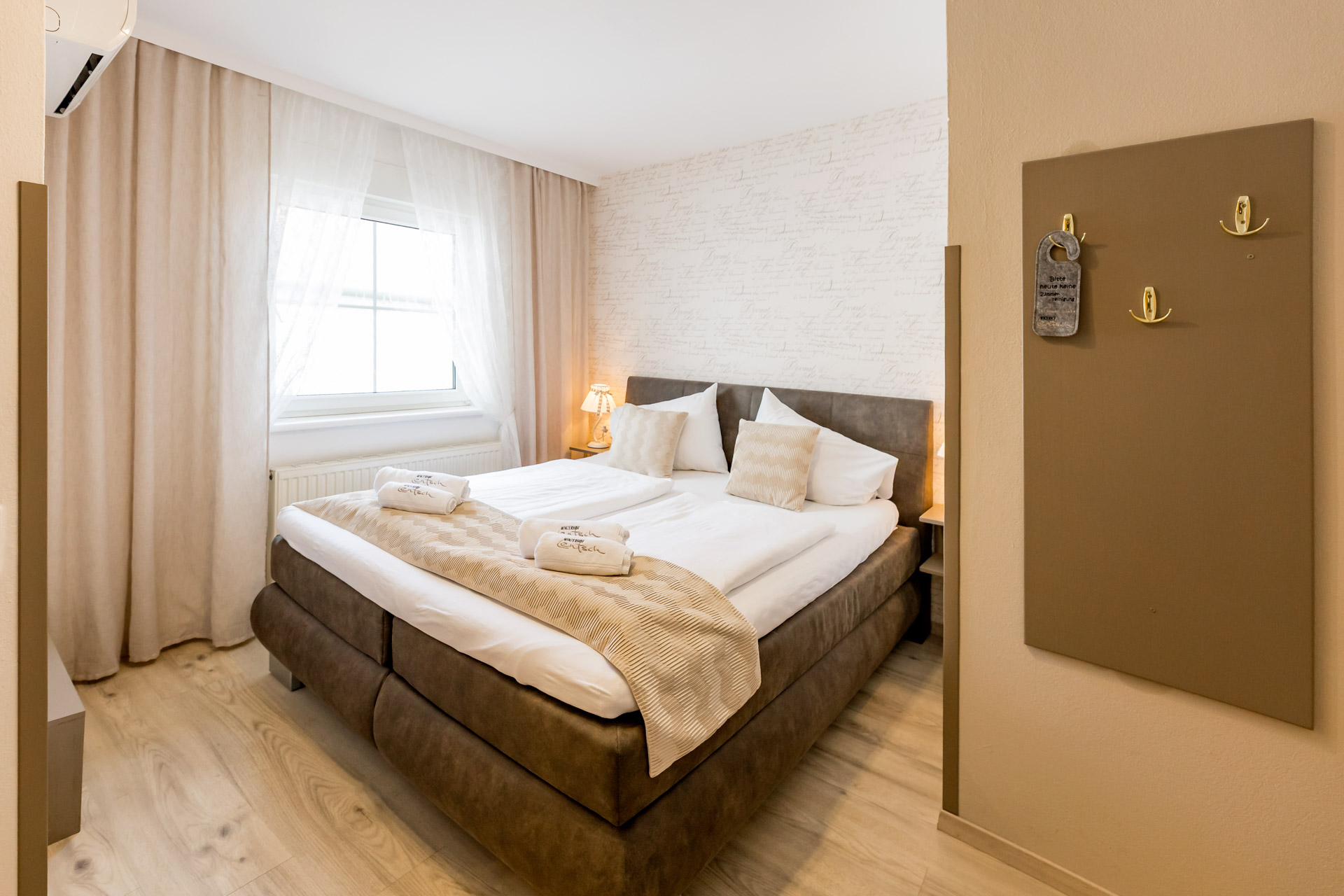 Bordeaux Zimmer Winzerhof Lentsch
